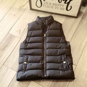 Women's Black Mountain Puffer Vest